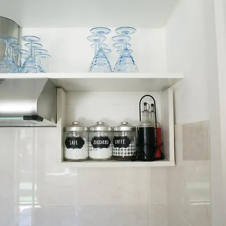 Duchessa * 카스텔라마레델골포